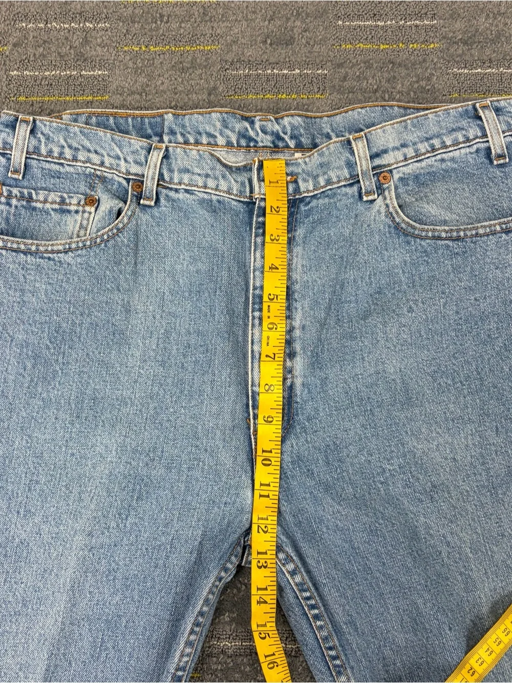 Vintage Levis 505 Mens Regular Fit Straight Leg Jeans Size 40x34 Denim 90s Blue